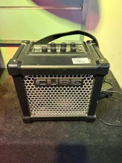 Roland - MICRO CUBE GX